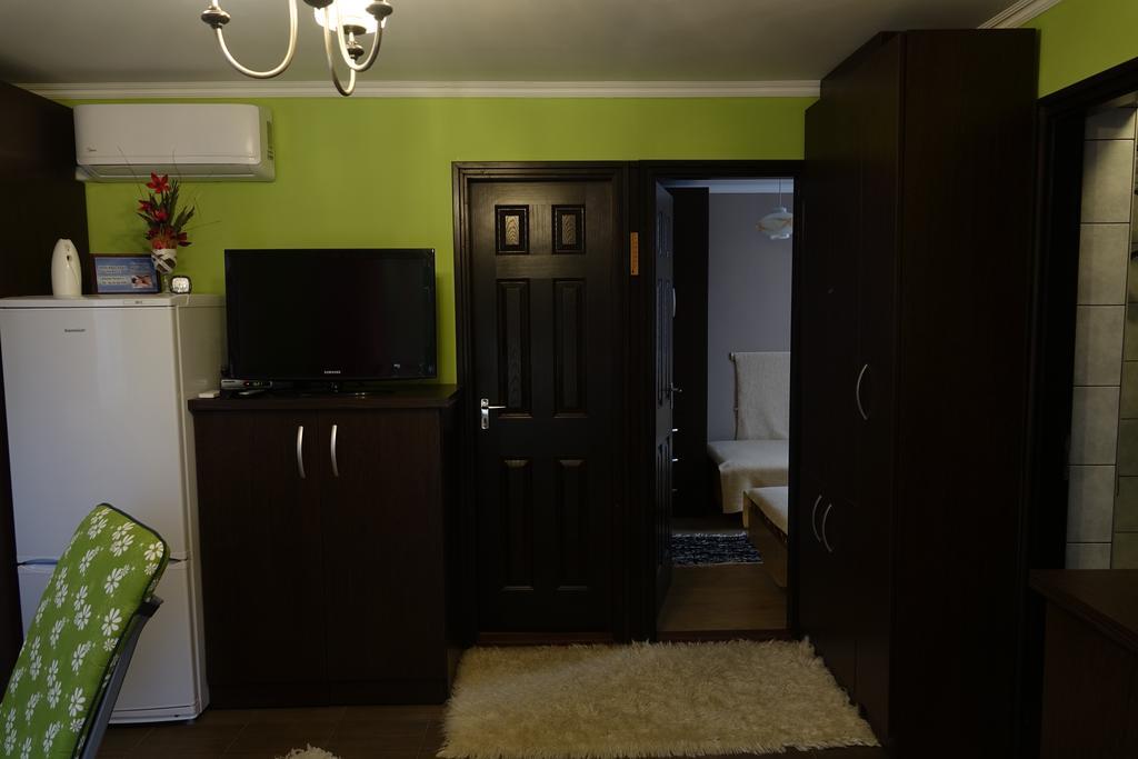 Mesteri Apartman Bagian luar foto